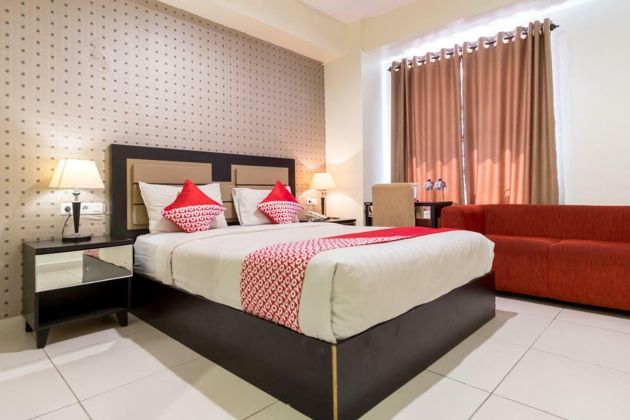 Oyo Flagship 1348 Hotel Home Anaya Medan Exterior photo