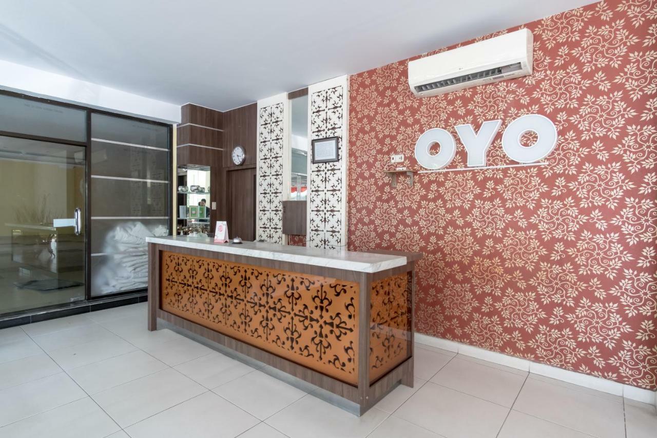 Oyo Flagship 1348 Hotel Home Anaya Medan Exterior photo