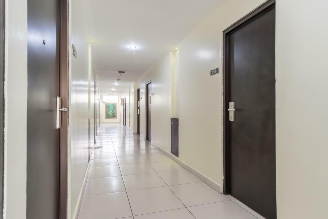 Oyo Flagship 1348 Hotel Home Anaya Medan Exterior photo