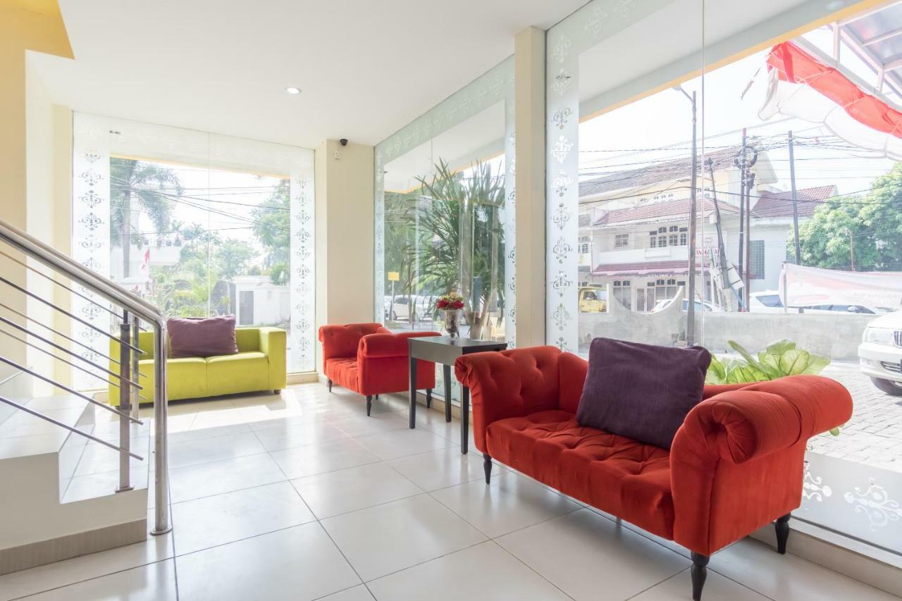 Oyo Flagship 1348 Hotel Home Anaya Medan Exterior photo